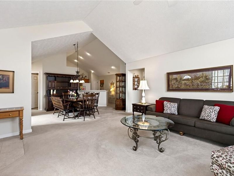 454 Beth Page Circle, Washington Township, OH 45458 Photo 10