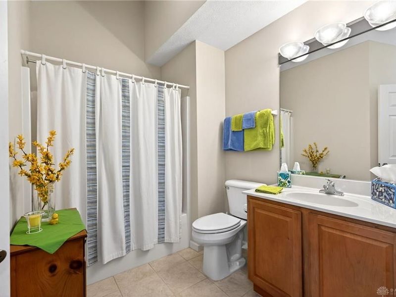 454 Beth Page Circle, Washington Township, OH 45458 Photo 32