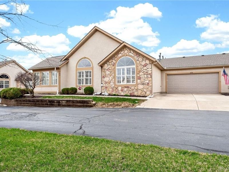 454 Beth Page Circle, Washington Township, OH 45458 Photo 38