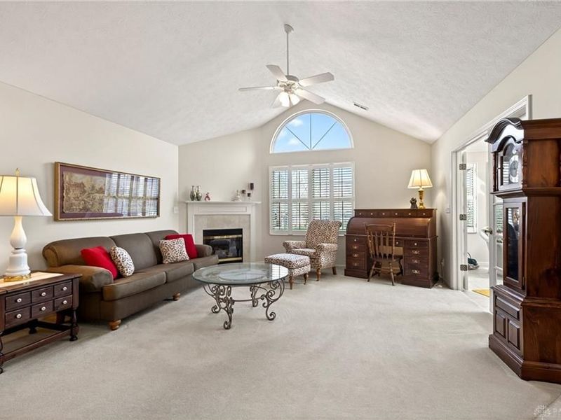 454 Beth Page Circle, Washington Township, OH 45458 Photo 7