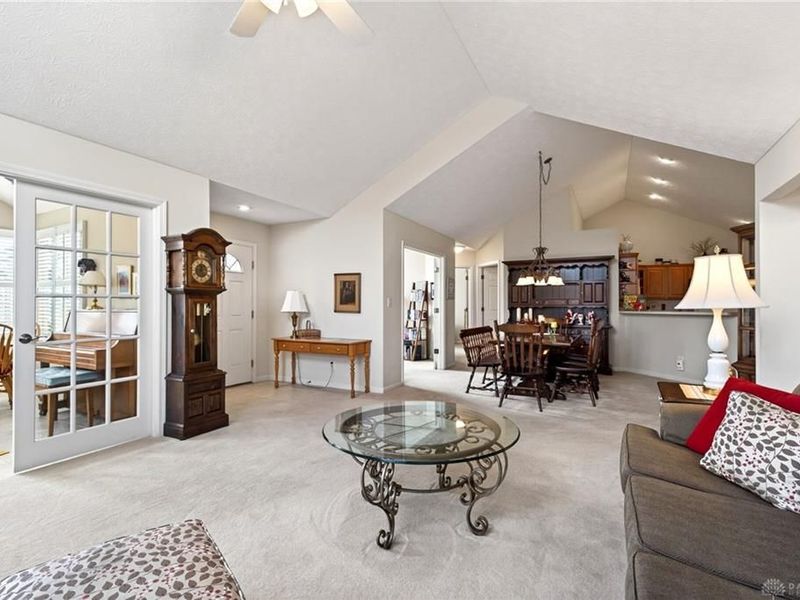 454 Beth Page Circle, Washington Township, OH 45458 Photo 9