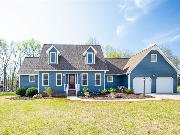 7381 Oak Bucket Road, Thomasville, NC 27360
