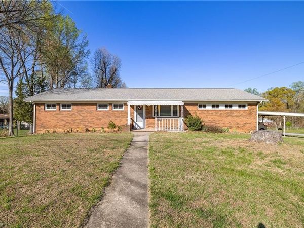 4405 knollwood Drive , Archdale, NC 27263