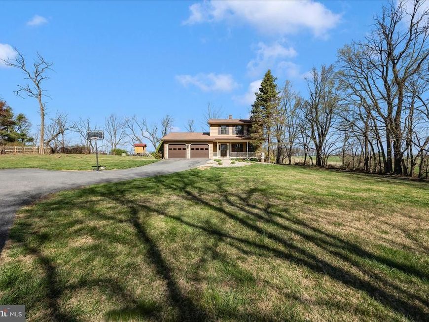 8802 C Links Bridge Road, Thurmont, MD 21788 Main Photo