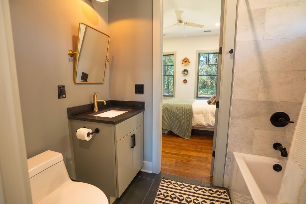 153 Tarbell Lane Photo 10