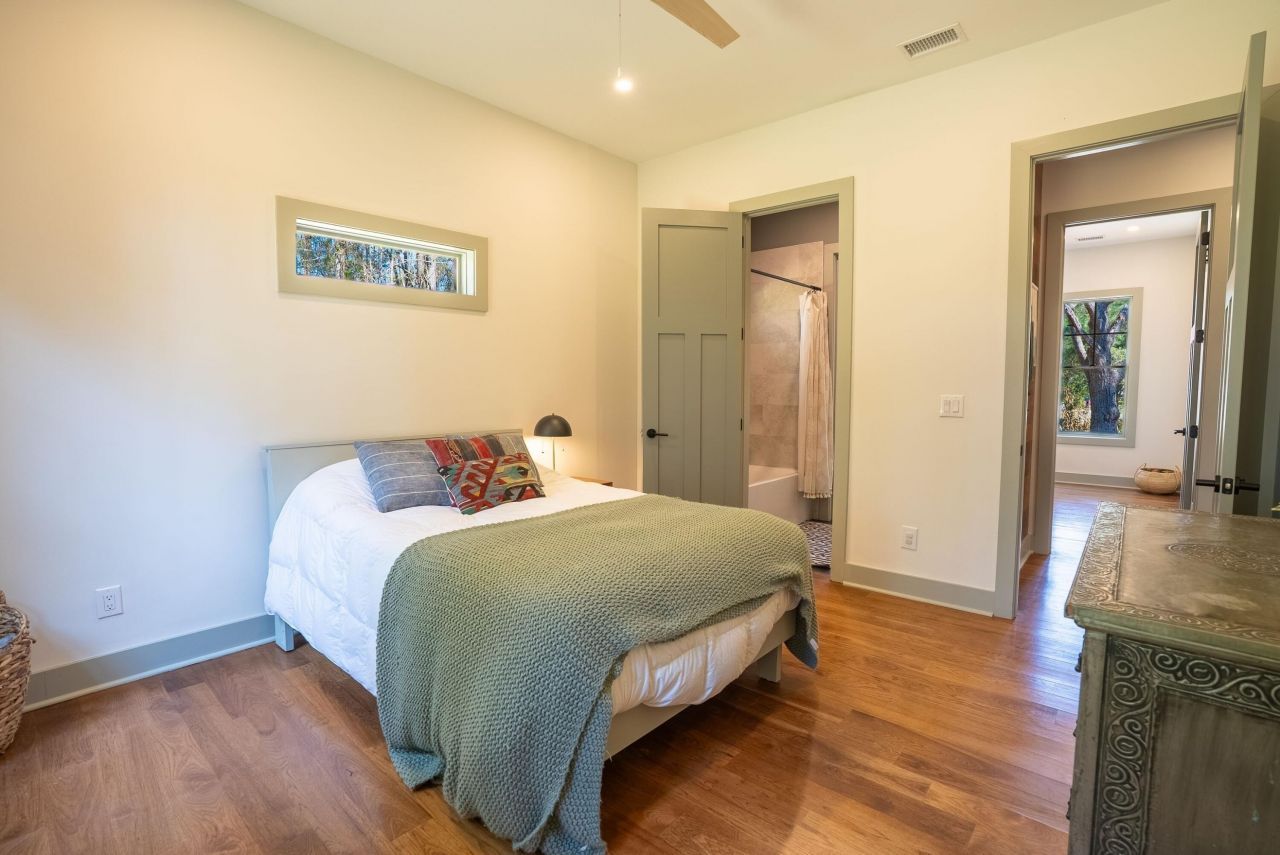 153 Tarbell Lane Photo 11