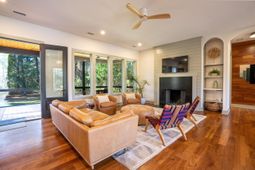 153 Tarbell Lane photo 4