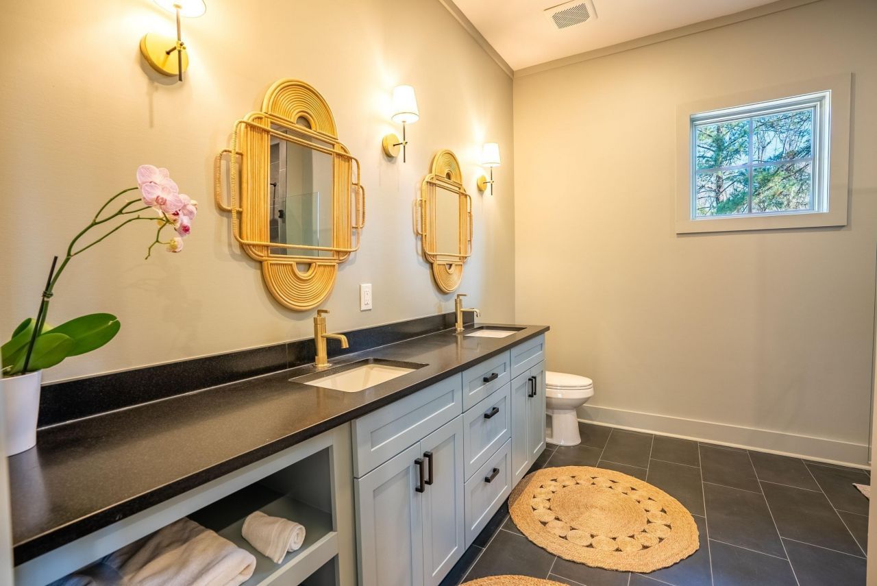 153 Tarbell Lane Photo 8