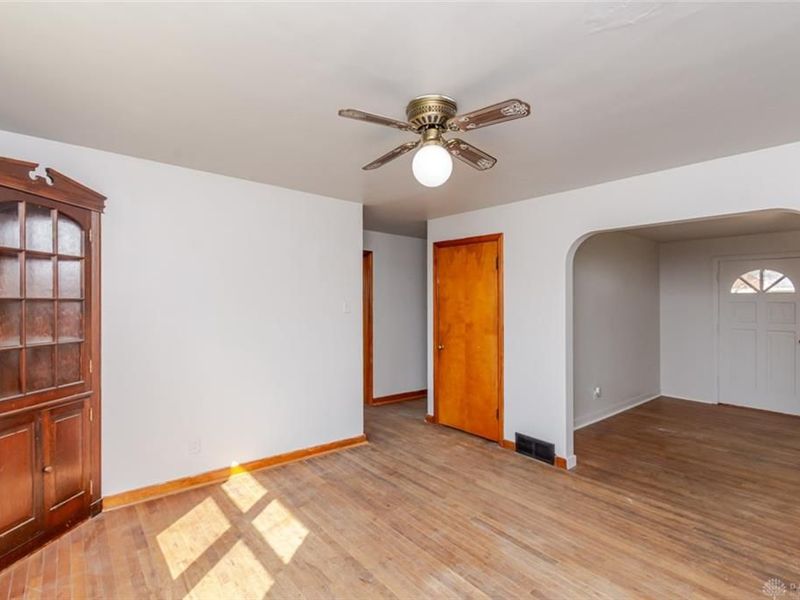 114 High Street, New Paris, OH 45347 Photo 8