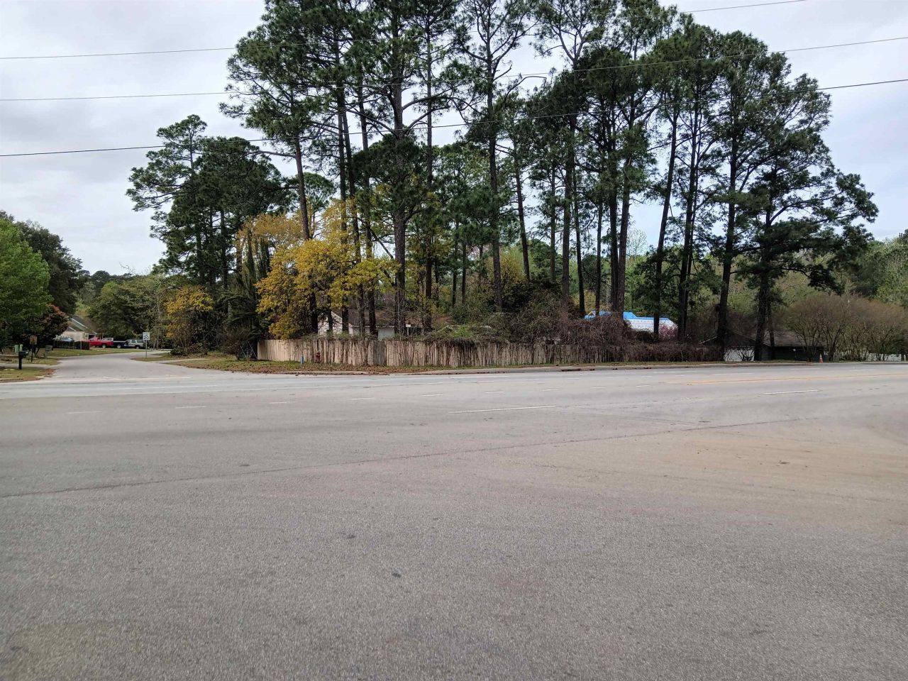 8110 Bay Ln. Photo 4