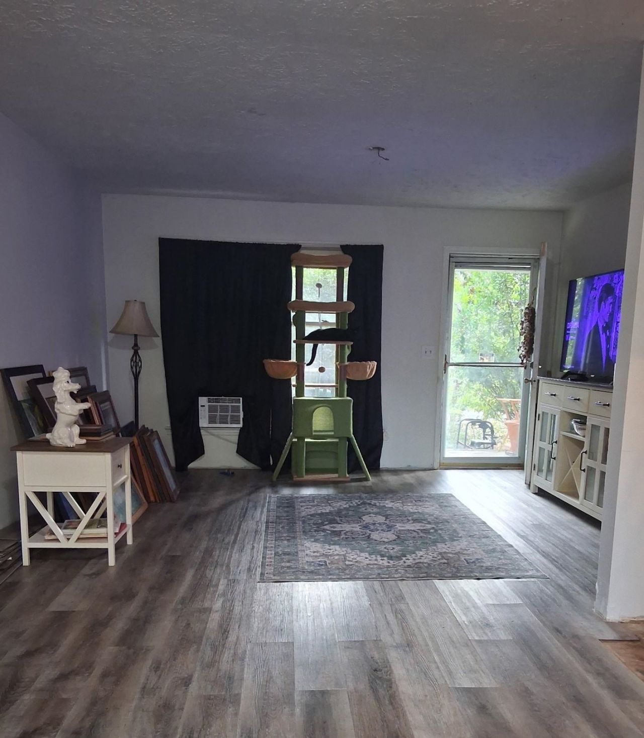 8110 Bay Ln. Photo 5