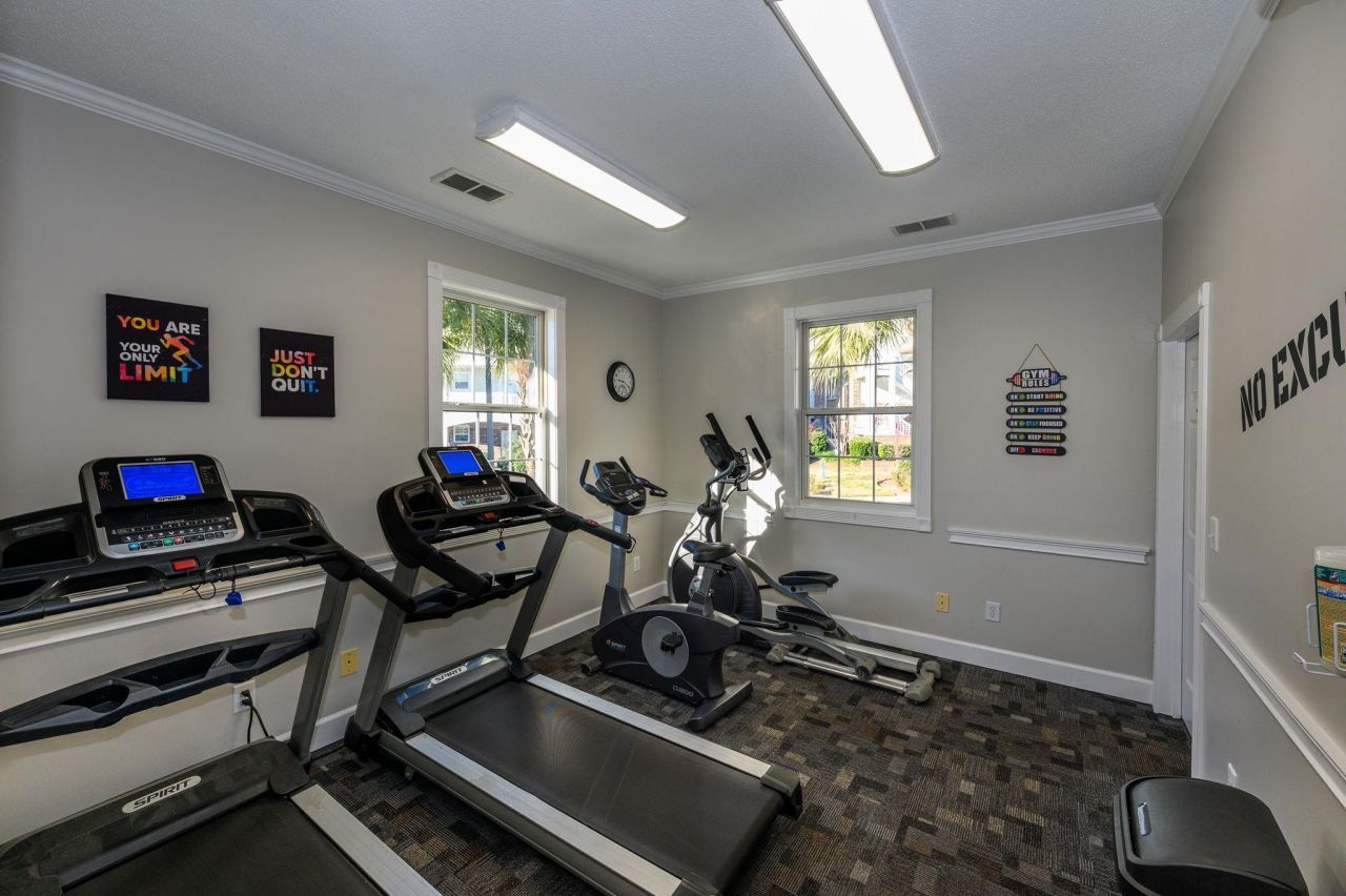 687 Riverwalk Dr.  Photo 32