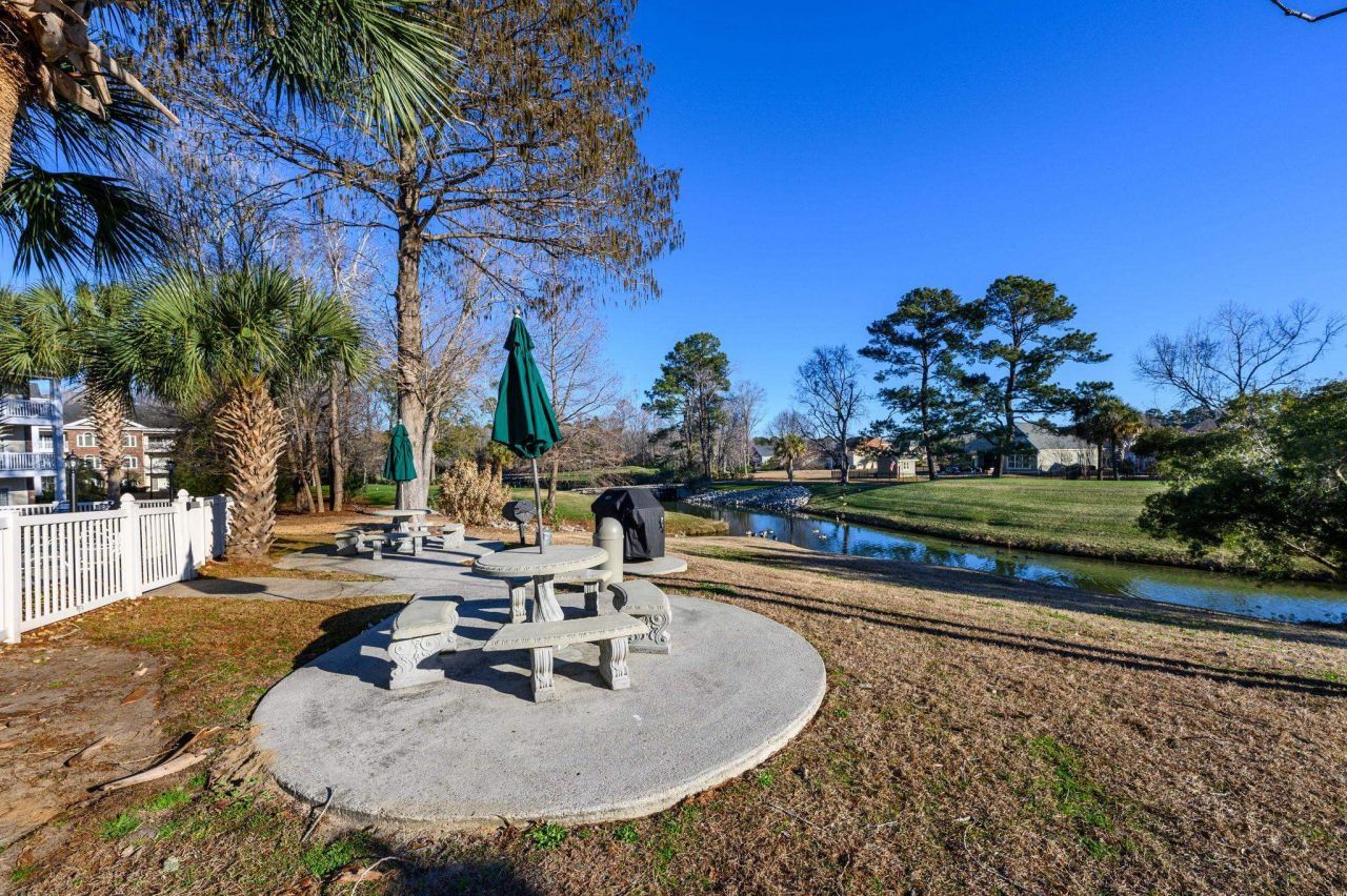 687 Riverwalk Dr.  Photo 34