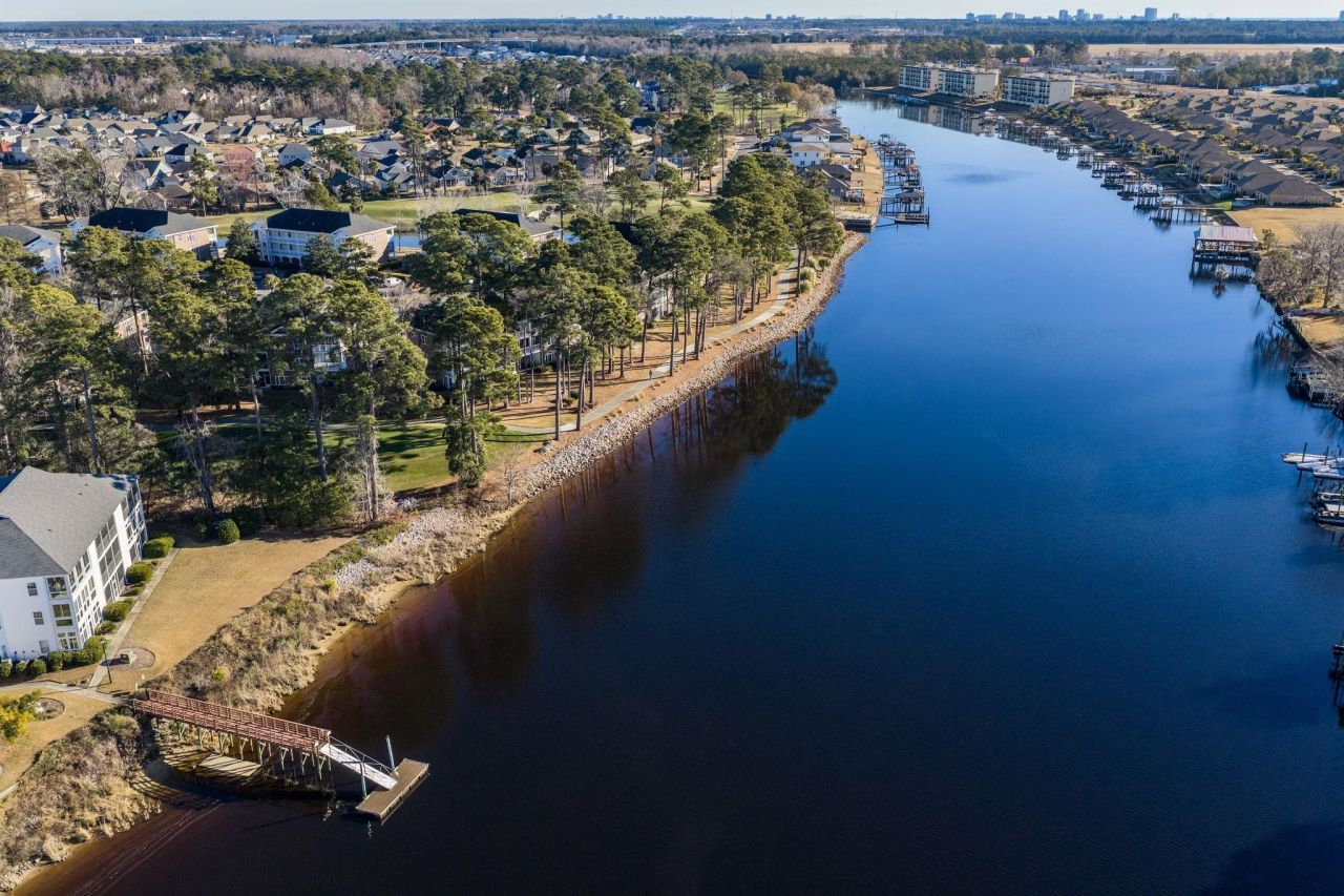 687 Riverwalk Dr.  Photo 38