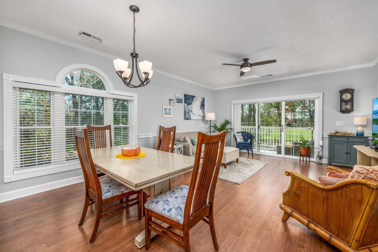 687 Riverwalk Dr.  Photo 8