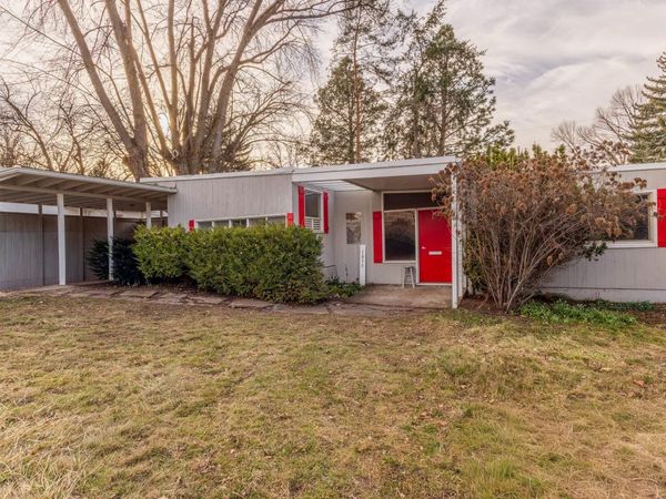 1055 Duncan Lane, Pullman, WA 99163