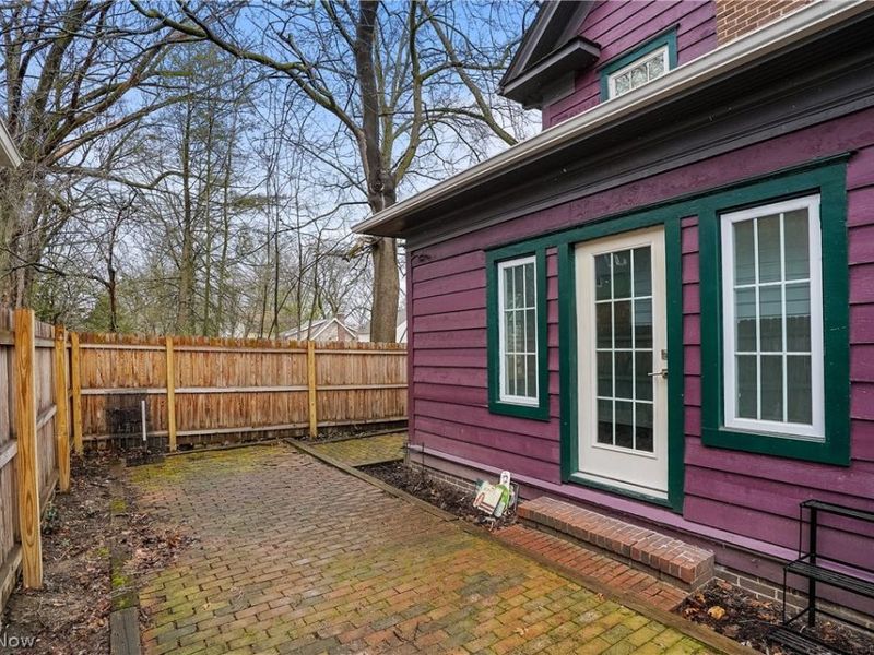 205 Edgerton Road , Akron, OH 44303 Photo 9