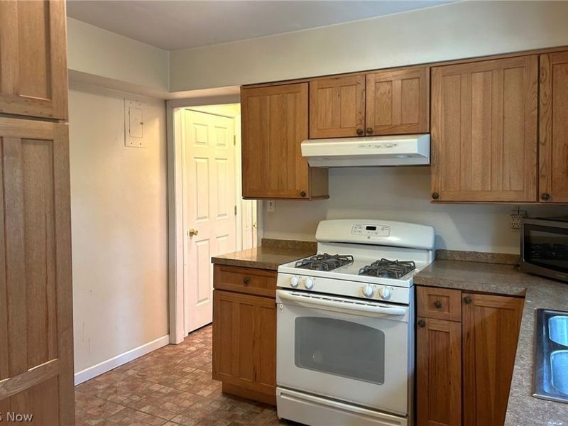 2514 Red Fox Pass , Willoughby Hills, OH 44094 Photo 6