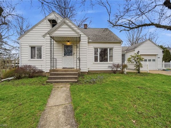 163 E Ford Avenue , Barberton, OH 44203