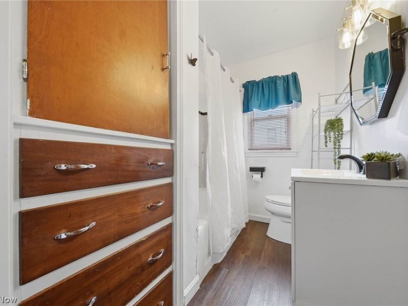 163 E Ford Avenue, Barberton, OH 44203 Photo 16