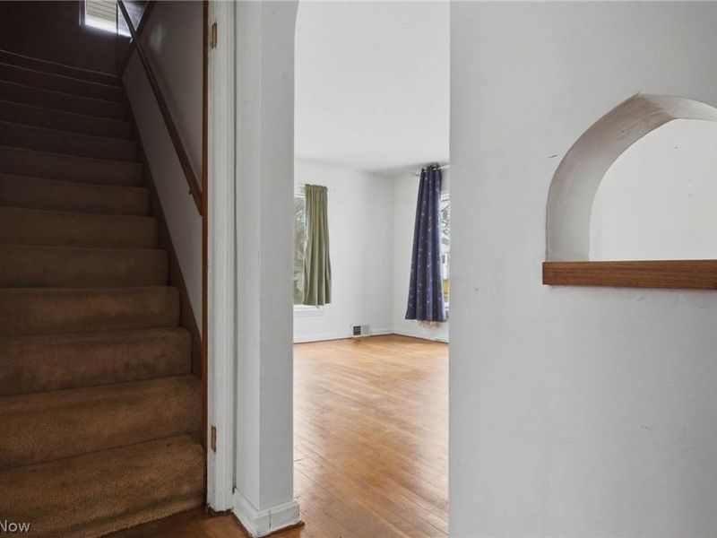 163 E Ford Avenue, Barberton, OH 44203 Photo 21