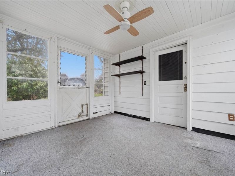 163 E Ford Avenue, Barberton, OH 44203 Photo 36