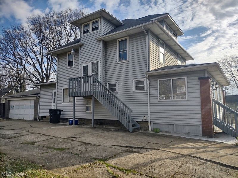 63 W Long Street , Akron, OH 44301 Photo 2