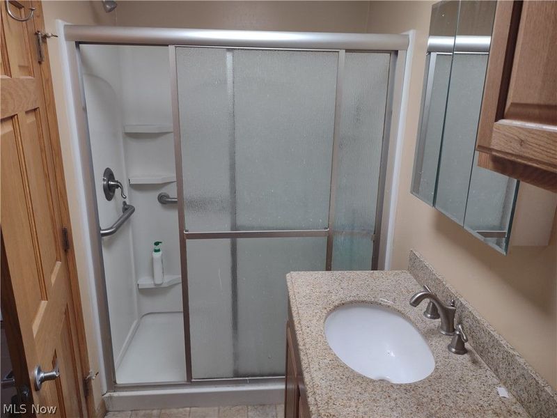 63 W Long Street , Akron, OH 44301 Photo 8