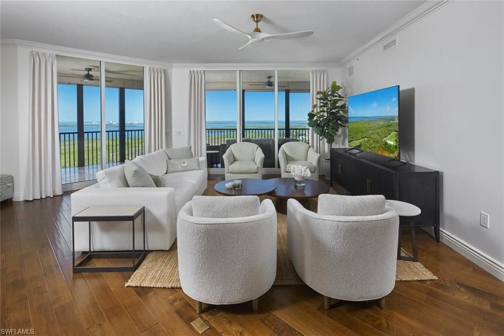 23850 Via Italia Cir, Unit 2006, Estero, FL 34134 Photo