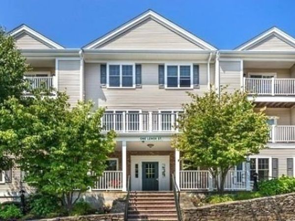 1 Lenox St, Unit 102, Norwood, MA 02062