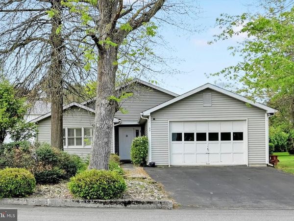 616 LEE STREET, ORWIGSBURG, PA 17961