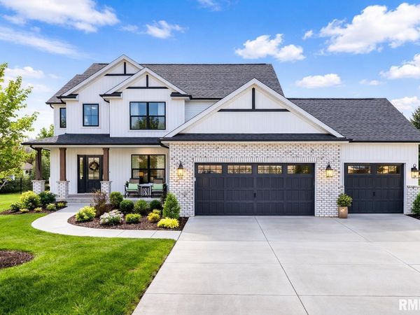 3000 W Saddle Creek Drive, Dunlap, IL 61525