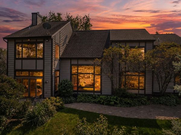 414 Clearview Court, Janesville, WI 53548