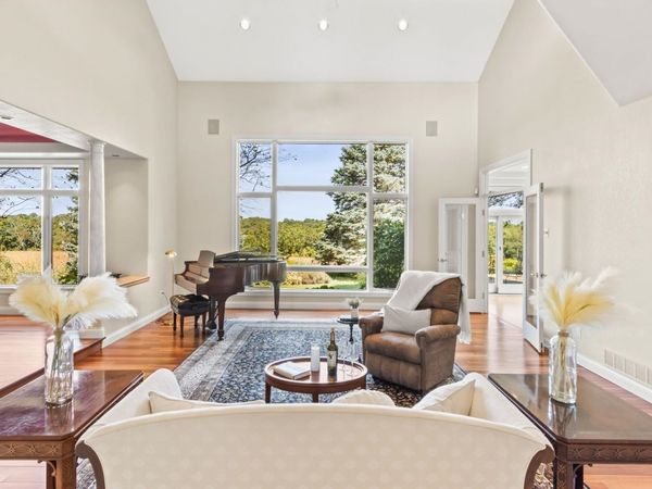 414 Clearview Court, Janesville, WI 53548