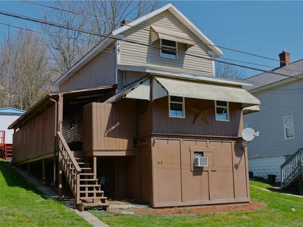 453 Spring St , Richeyville, PA 15358