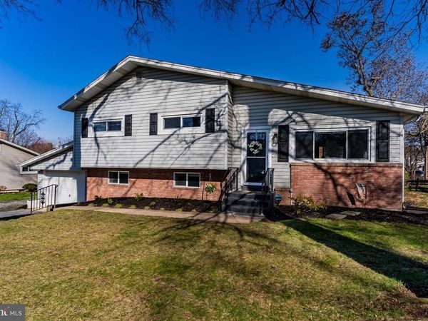 2173 CAROL DRIVE, HARRISBURG, PA 17110