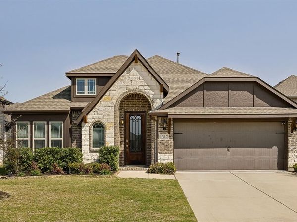 1317 Sumner Street, Aubrey, TX 76227