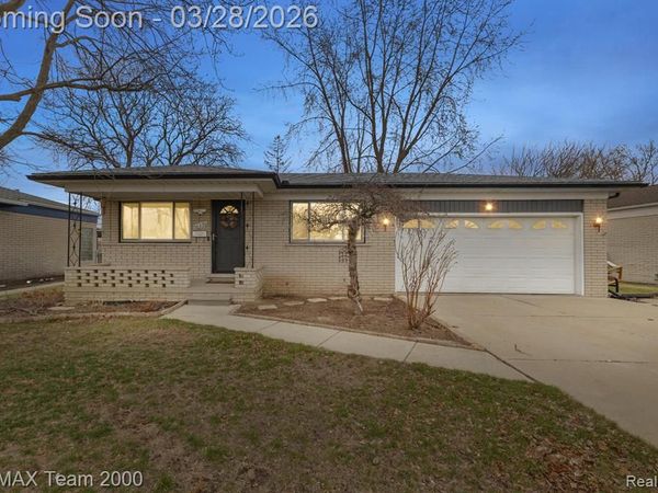 26230 Bonnie Avenue, Warren, MI 48089