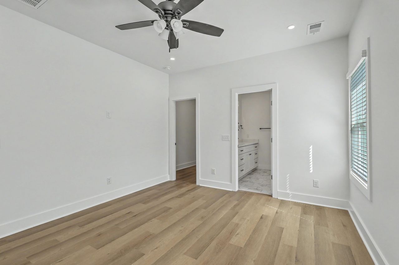 118 Blanchard Street Photo 15