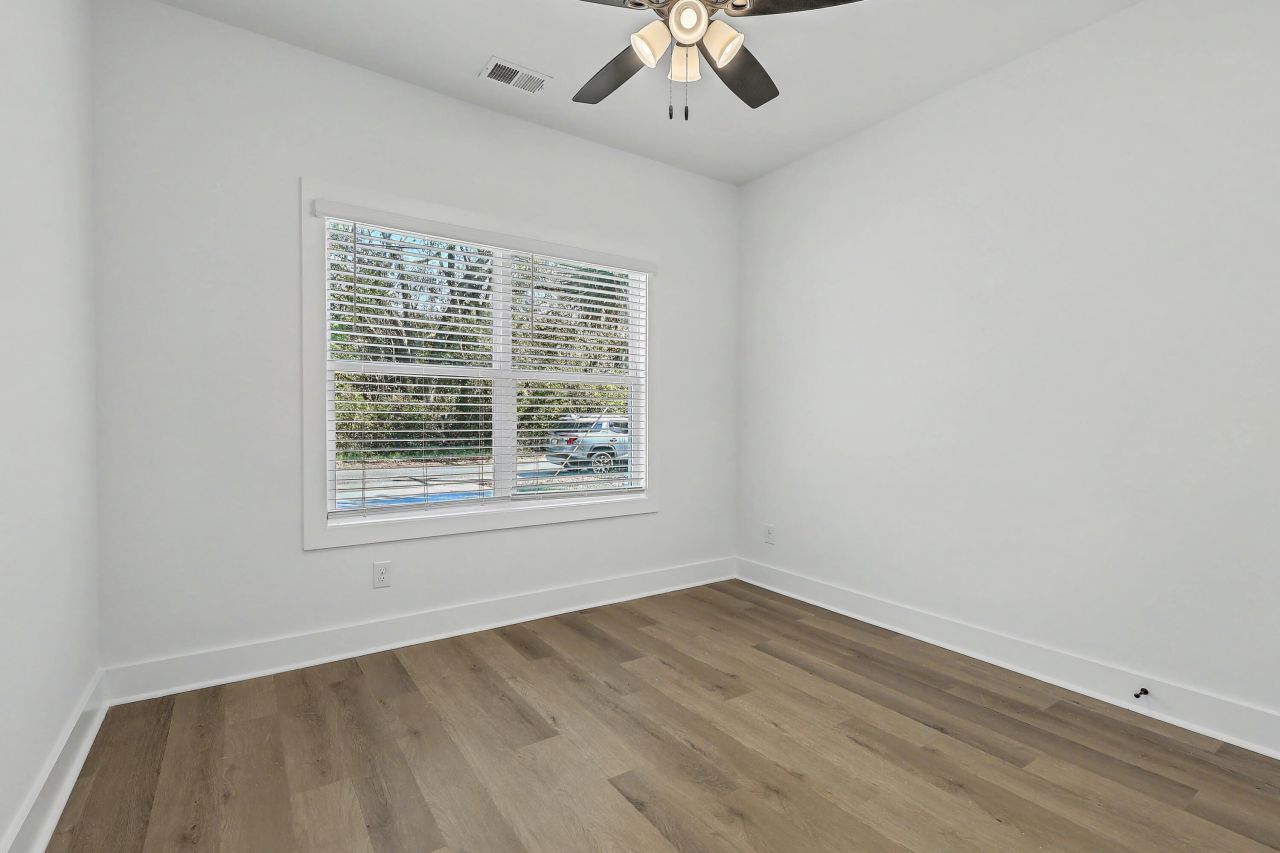 118 Blanchard Street Photo 28