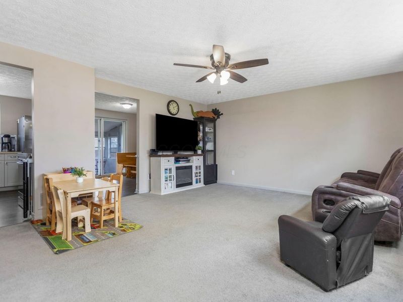 1974 New Market Drive, Grove City, OH 43123 Photo 7