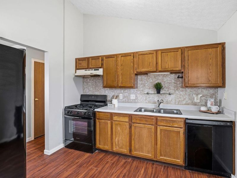 5708 Saucony Drive, Hilliard, OH 43026 Photo 11