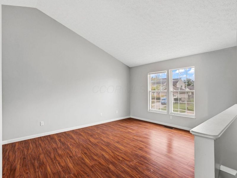 5708 Saucony Drive, Hilliard, OH 43026 Photo 4