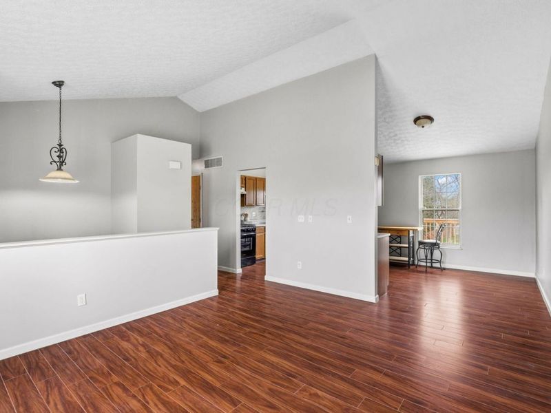 5708 Saucony Drive, Hilliard, OH 43026 Photo 6