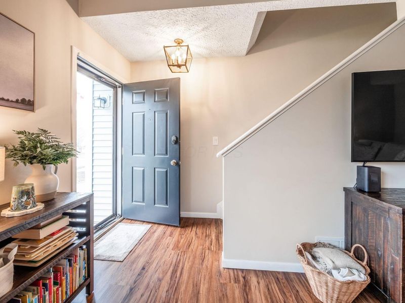 411 Grand Circuit Boulevard, Delaware, OH 43015 Photo 3