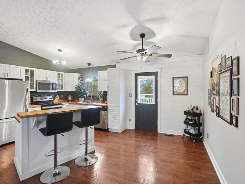 2425 Sanford Drive, Columbus, OH 43235 Photo 10