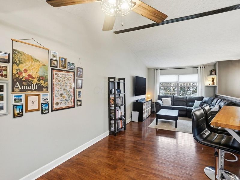 2425 Sanford Drive, Columbus, OH 43235 Photo 12