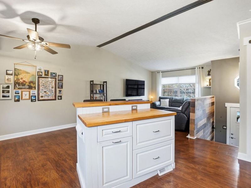 2425 Sanford Drive, Columbus, OH 43235 Photo 20