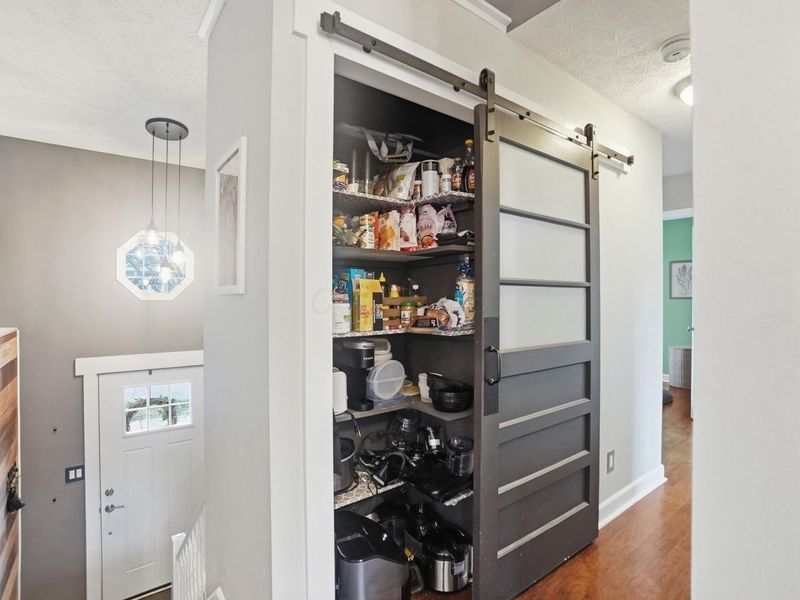 2425 Sanford Drive, Columbus, OH 43235 Photo 22