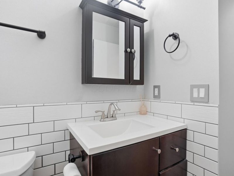 2425 Sanford Drive, Columbus, OH 43235 Photo 29